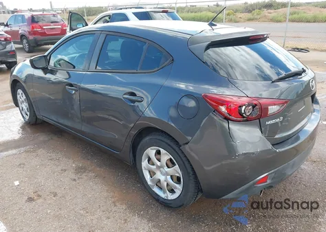 2015 Mazda Mazda3 из США, поврежденный, VIN 3MZBM1K74FM182804